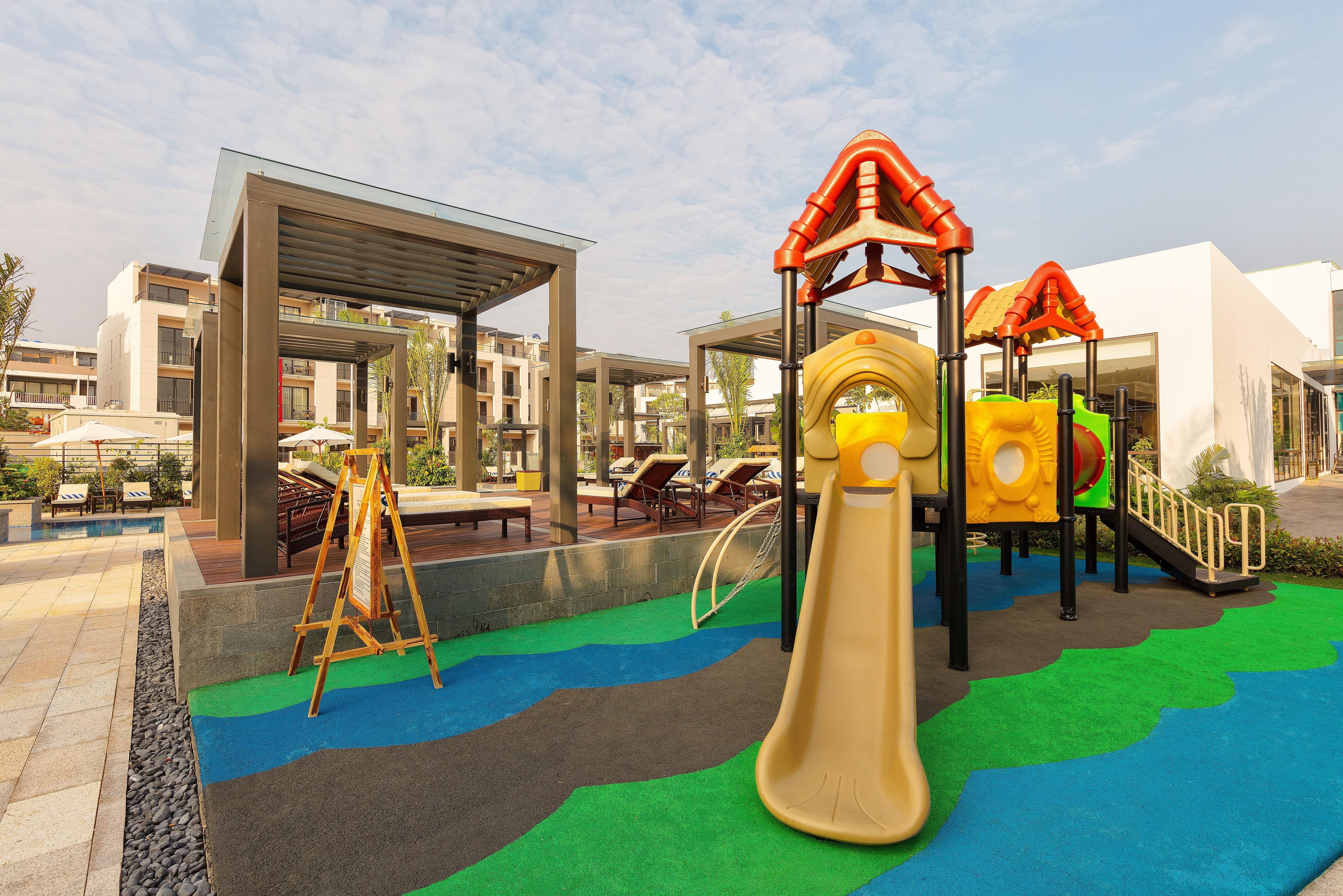 Royal Lotus Ha Long Resort & Villas Екстериор снимка