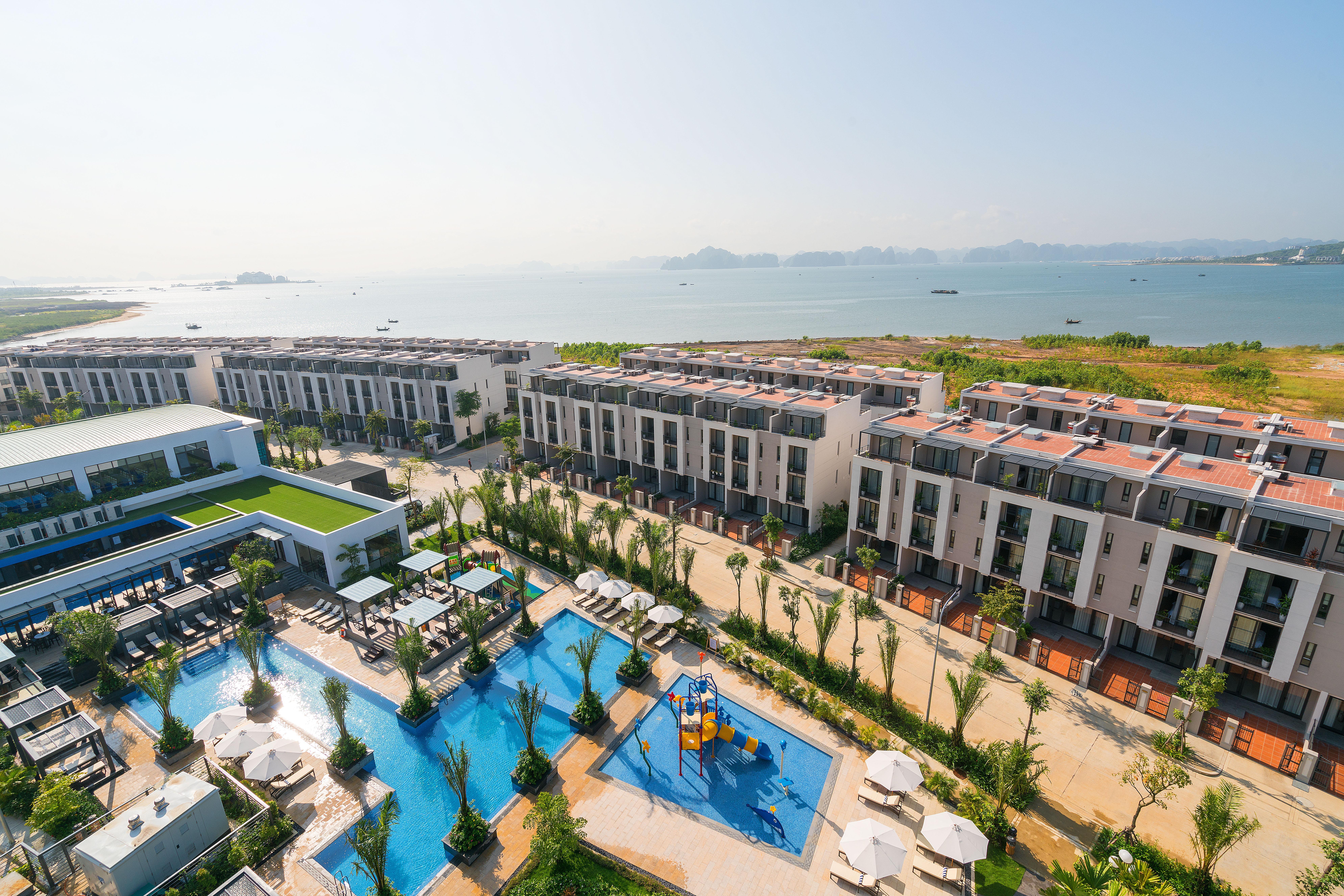 Royal Lotus Ha Long Resort & Villas Екстериор снимка