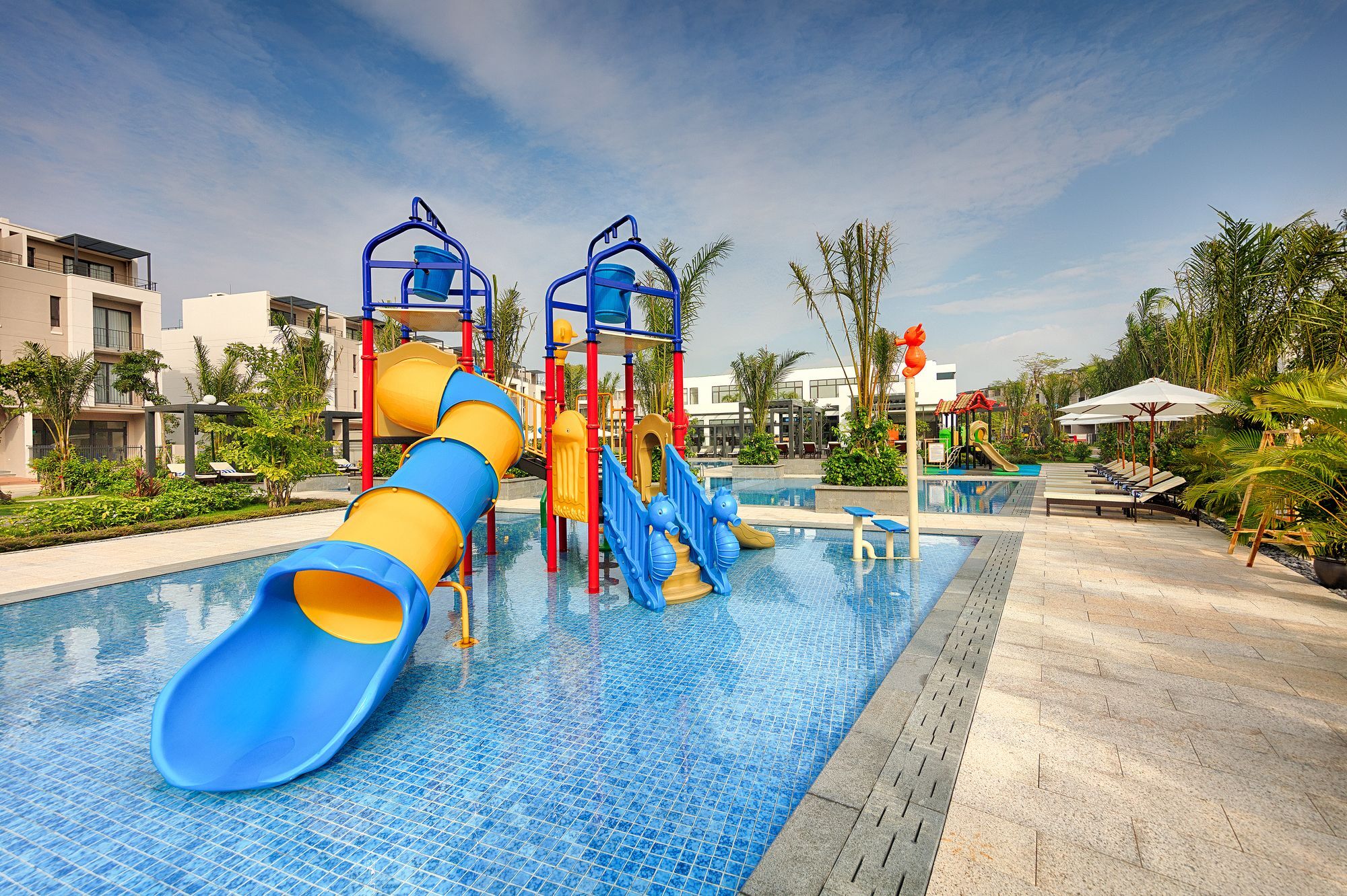 Royal Lotus Ha Long Resort & Villas Екстериор снимка